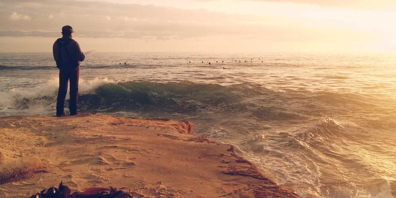 Barridos TSCM en Granada: cómo detectar micrófonos, cámaras ocultas y software espía (guía 2026)